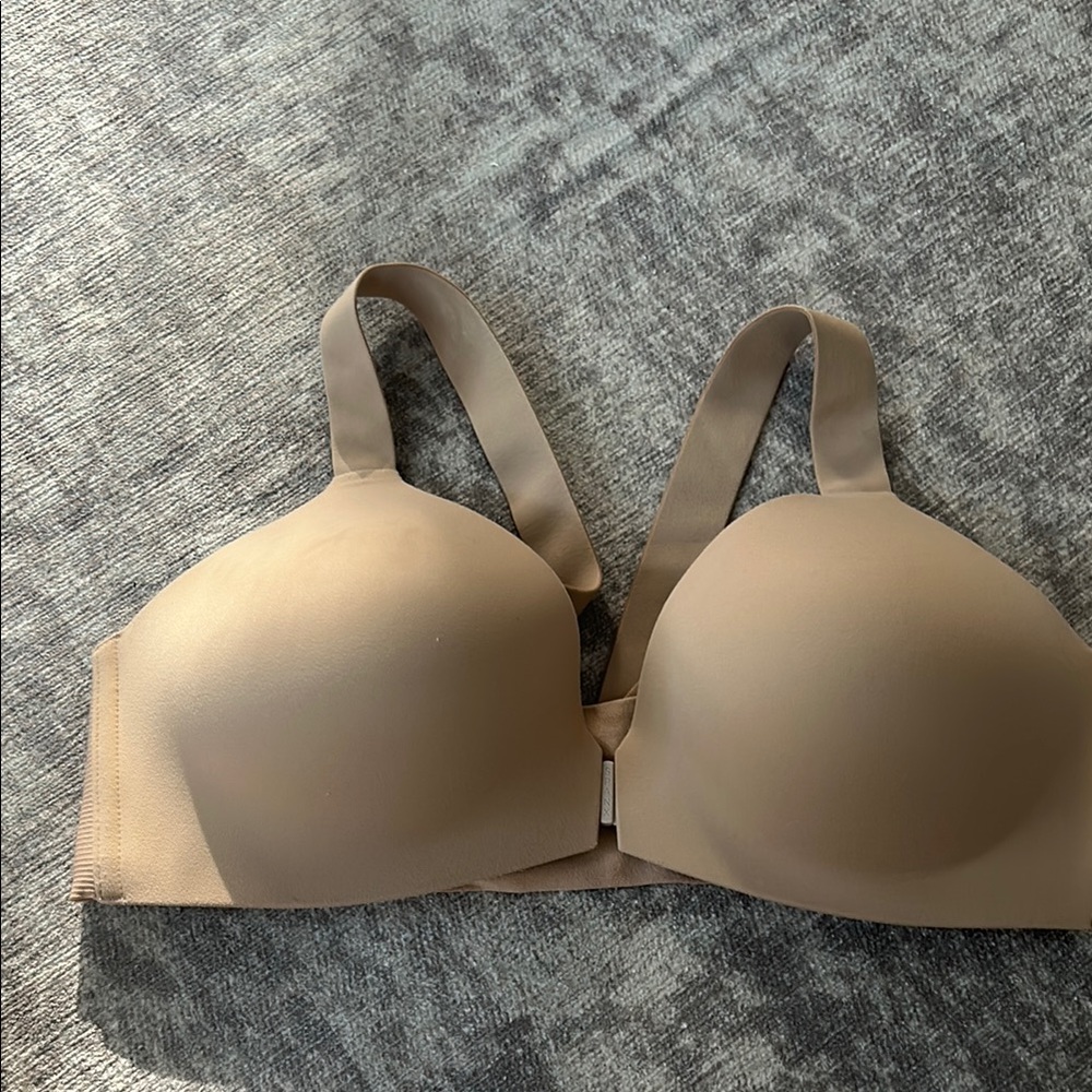 SPANX smooth Bra-llelujah! Lightly lined wireless bra, LIKE NEW CONDITION